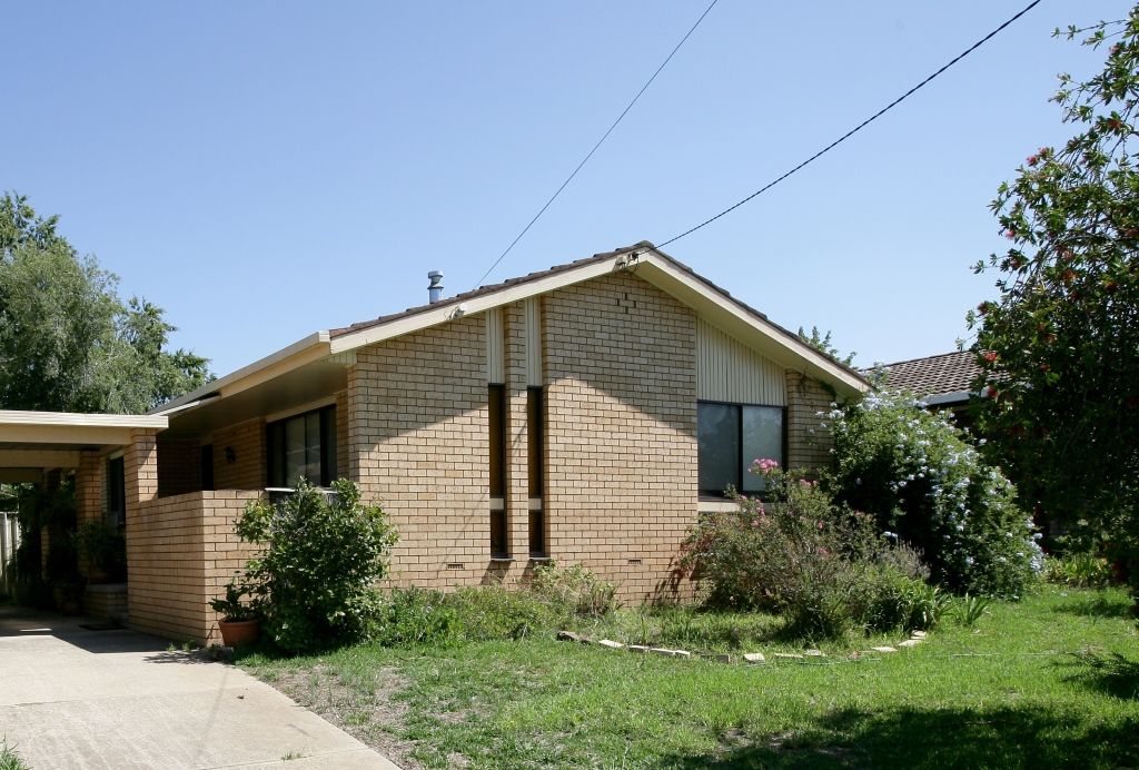14 Horsley Street, KOORINGAL, NSW 2650