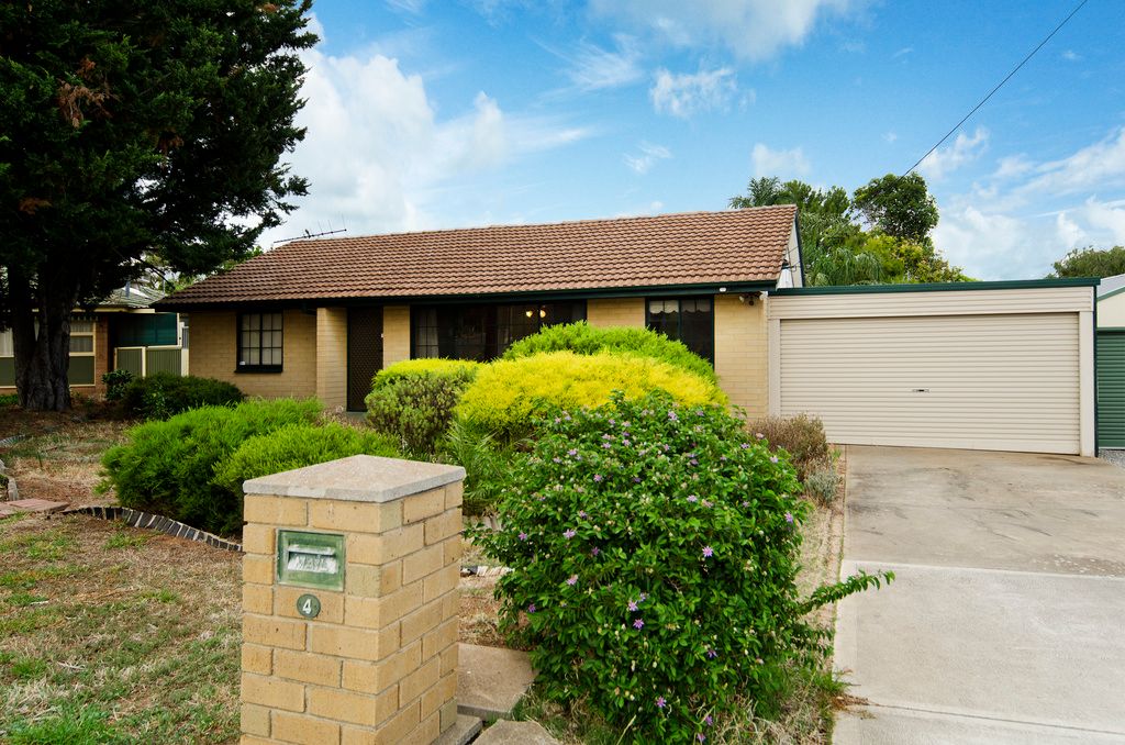 4 Brendan Street, CHRISTIE DOWNS SA 5164