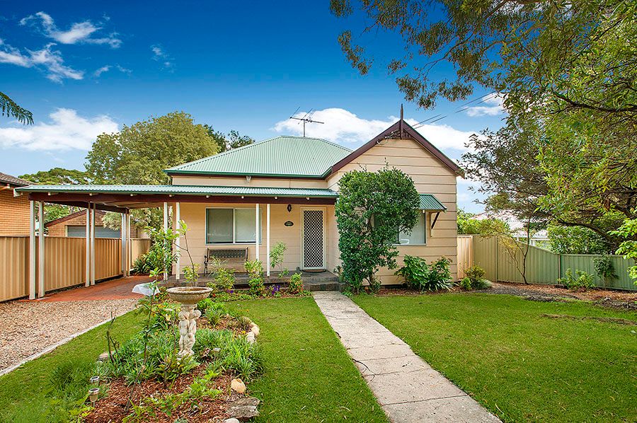 13 Rosebery Street, HEATHCOTE NSW 2233