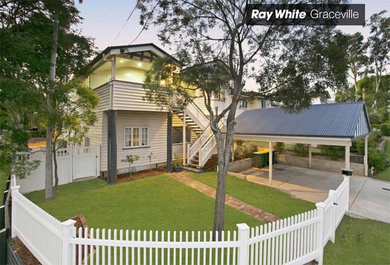 33 Dart Street, CORINDA QLD 4075