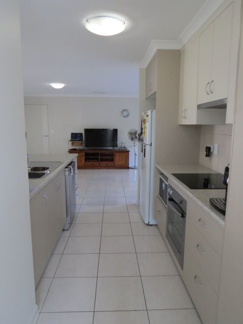 73 Loch Street, EMERALD, QLD 4720