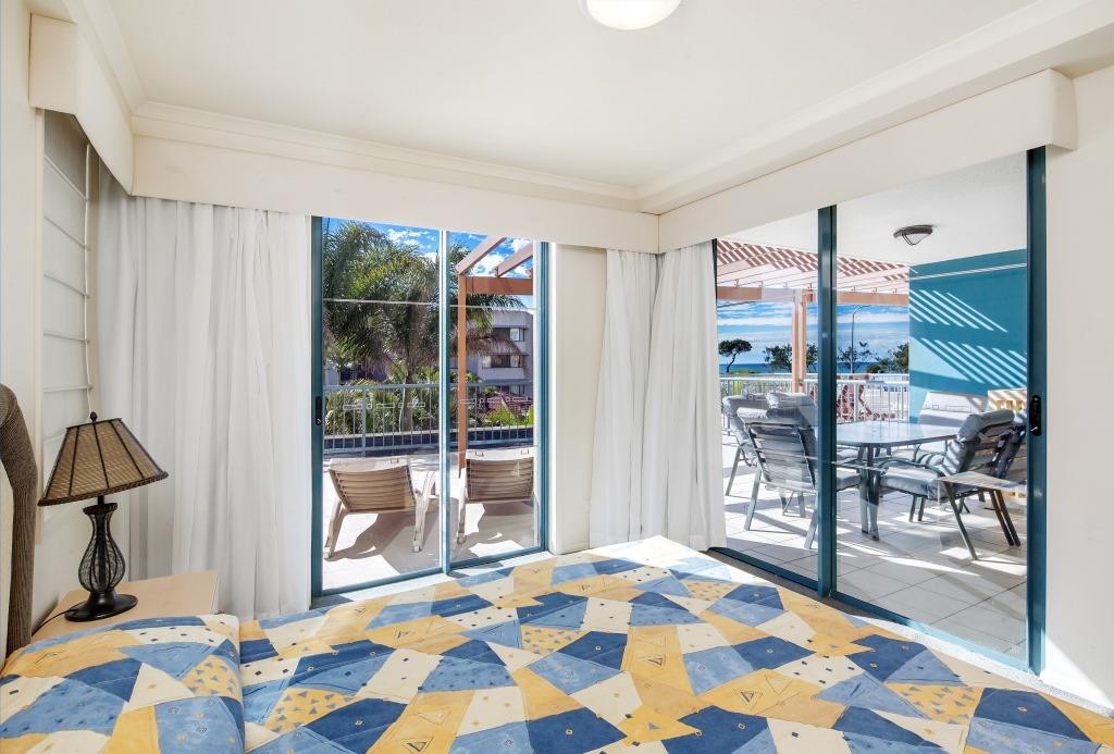 202/98 Alexandra Parade, ALEXANDRA HEADLAND, QLD 4572