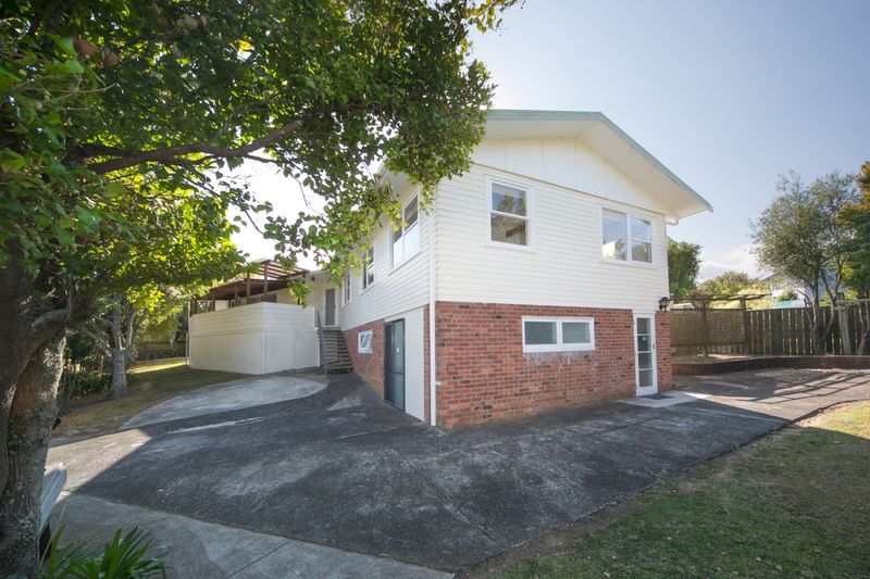 Home + Granny Flat 20 & 20A - Opportune Options - Lynfield