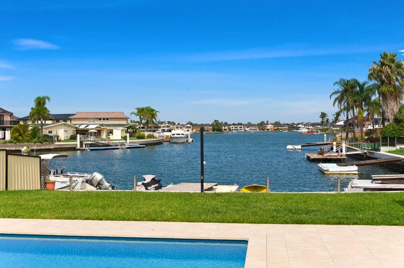 110 Belgrave Esplanade, SYLVANIA WATERS NSW 2224
