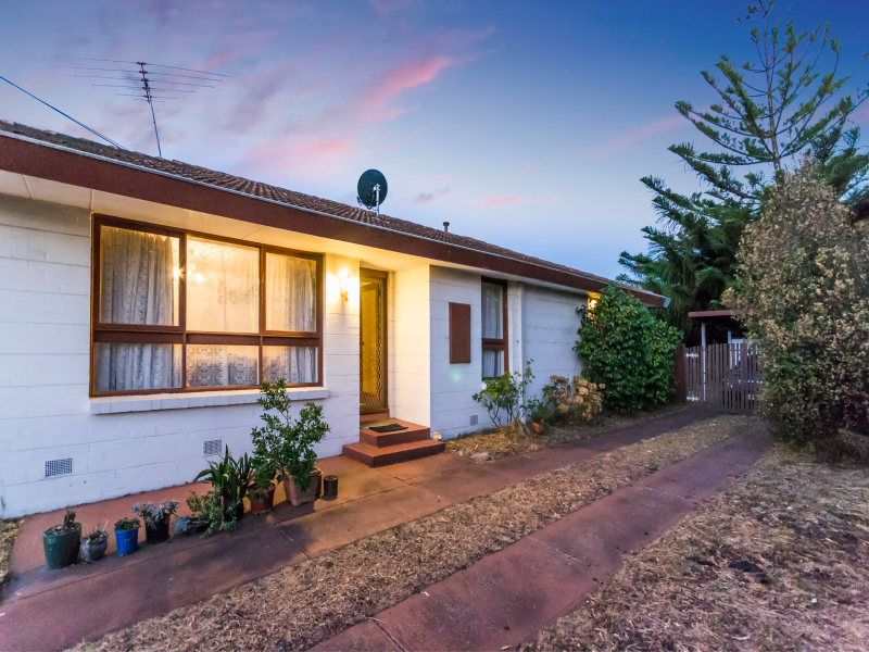 13 Lee Street, FRANKSTON VIC 3199