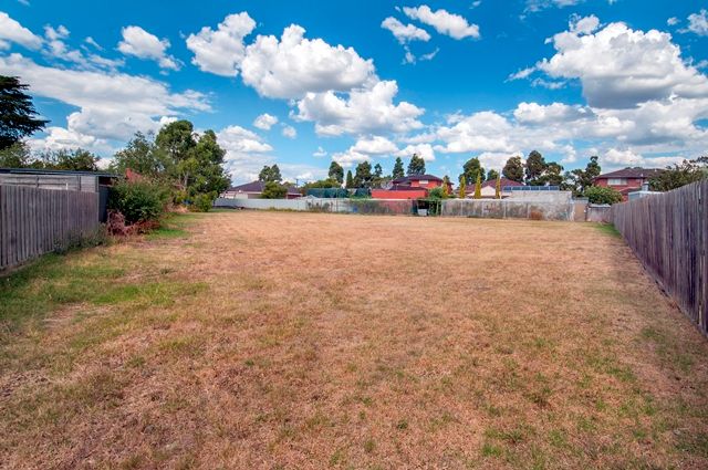 12 Asquith Street, RESERVOIR, VIC 3073