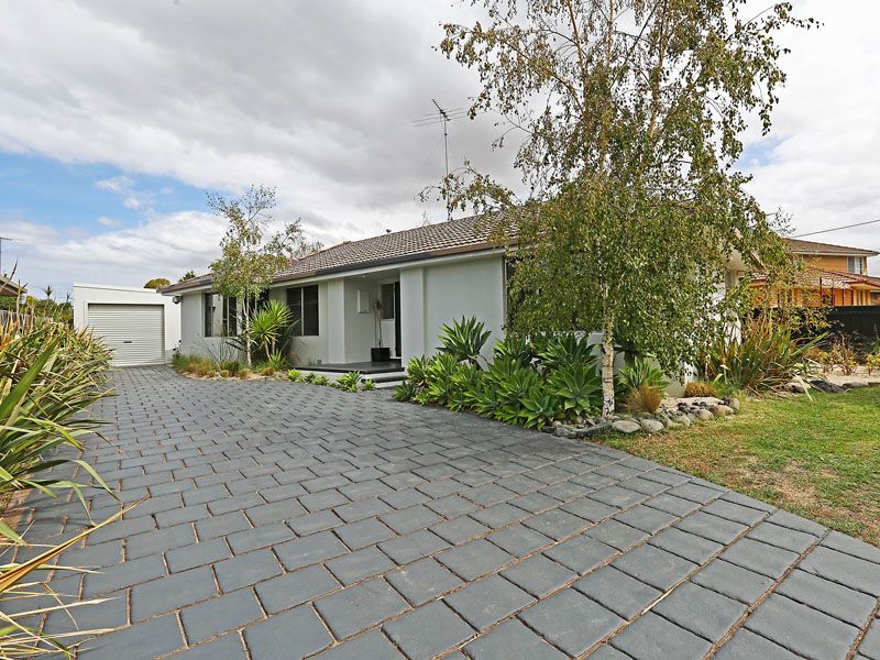 51 Pioneer Road, GROVEDALE VIC 3216