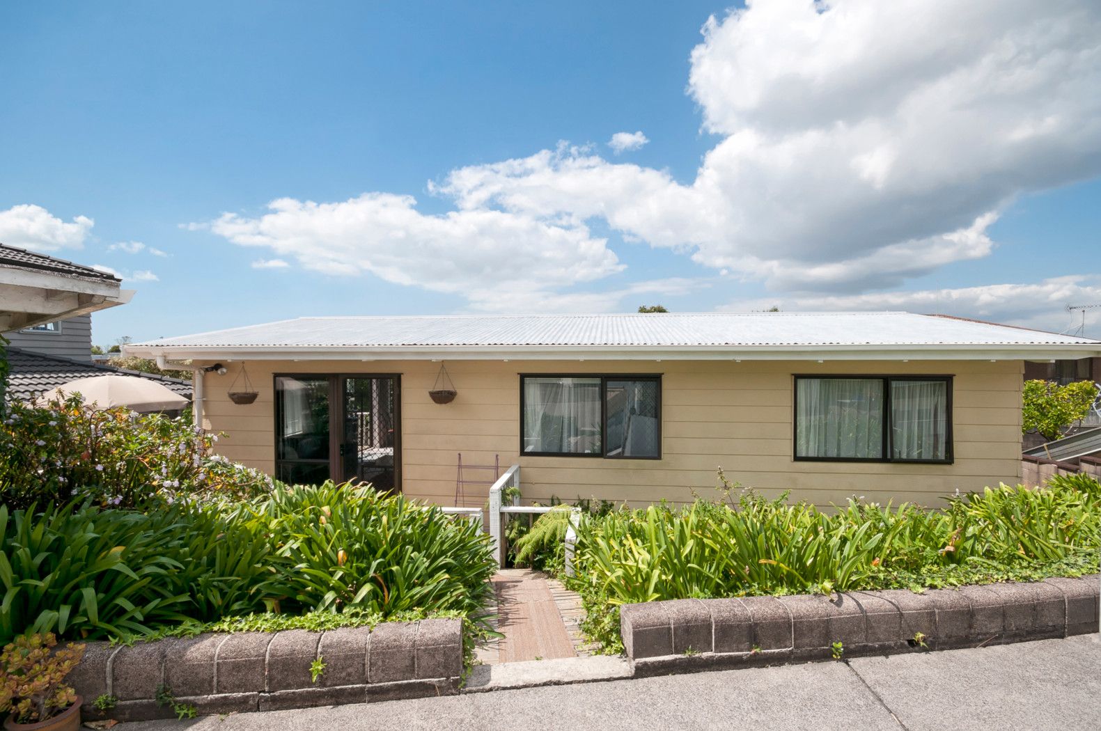 4323 Great North Road, GLENDENE, Waitakere City