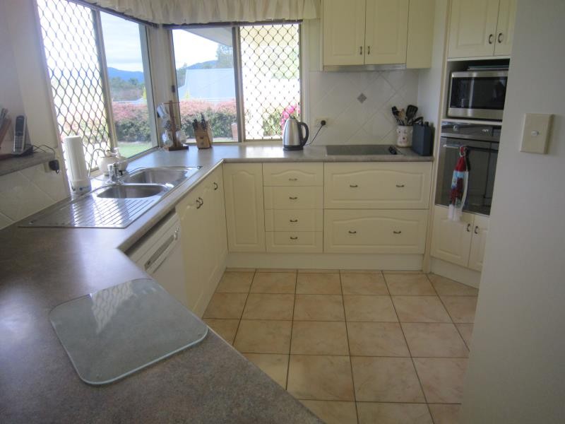17 Wiltshire Drive, GORDONVALE, QLD 4865