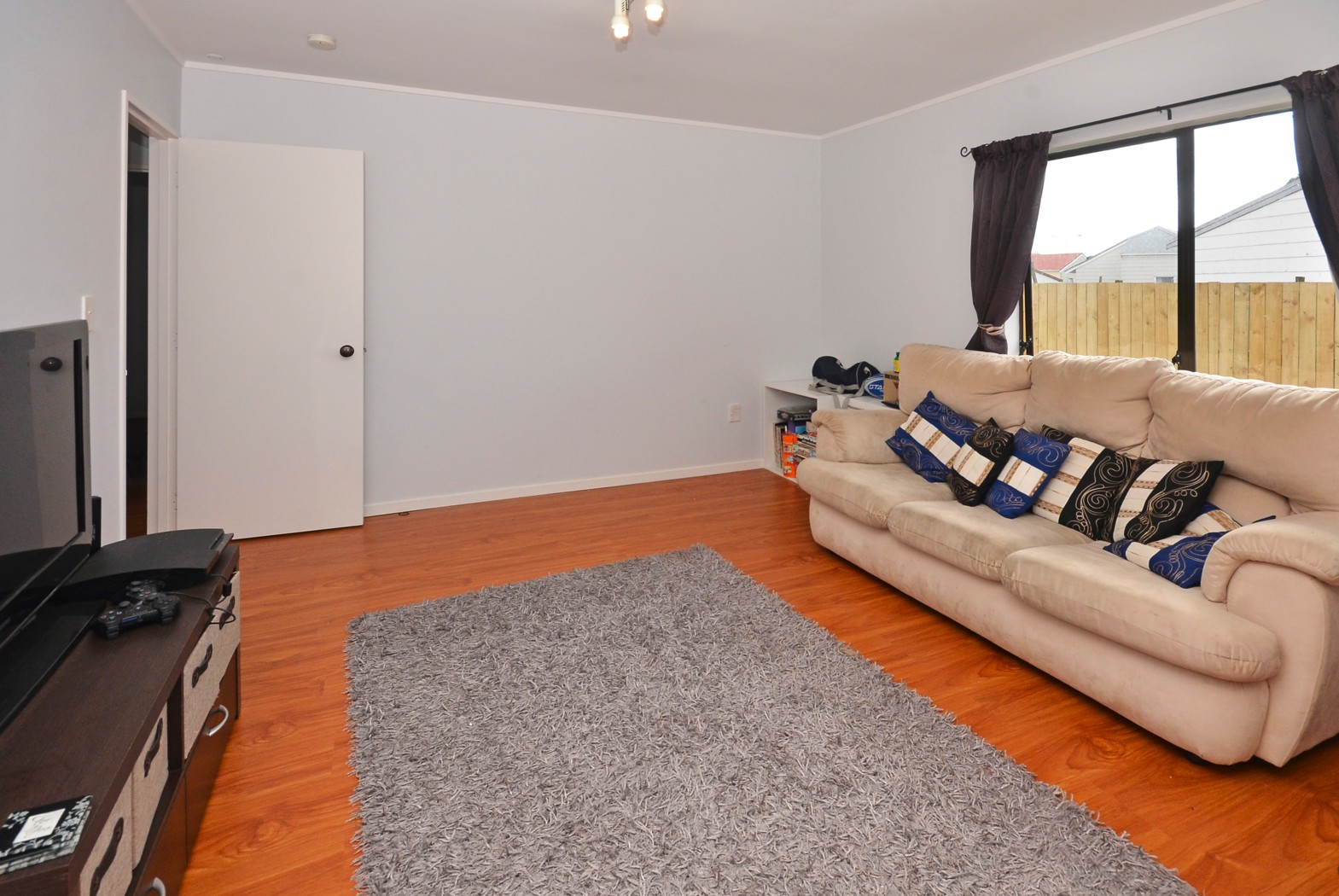 6B Trevor Hosken Drive, WIRI, Manukau City