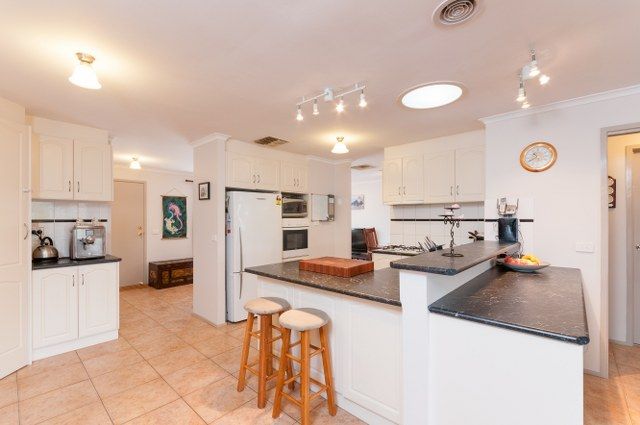 63 Abercarn Avenue, CRAIGIEBURN, VIC 3064