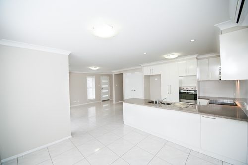 1/13 Wapiti, KEARNEYS SPRING, QLD 4350