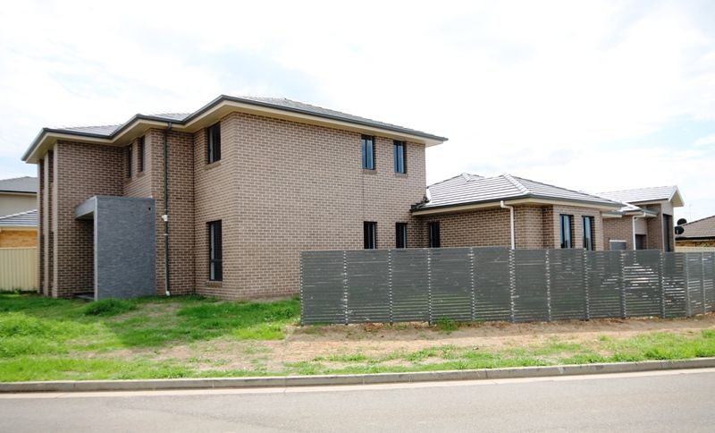 HOXTON PARK, NSW 2171