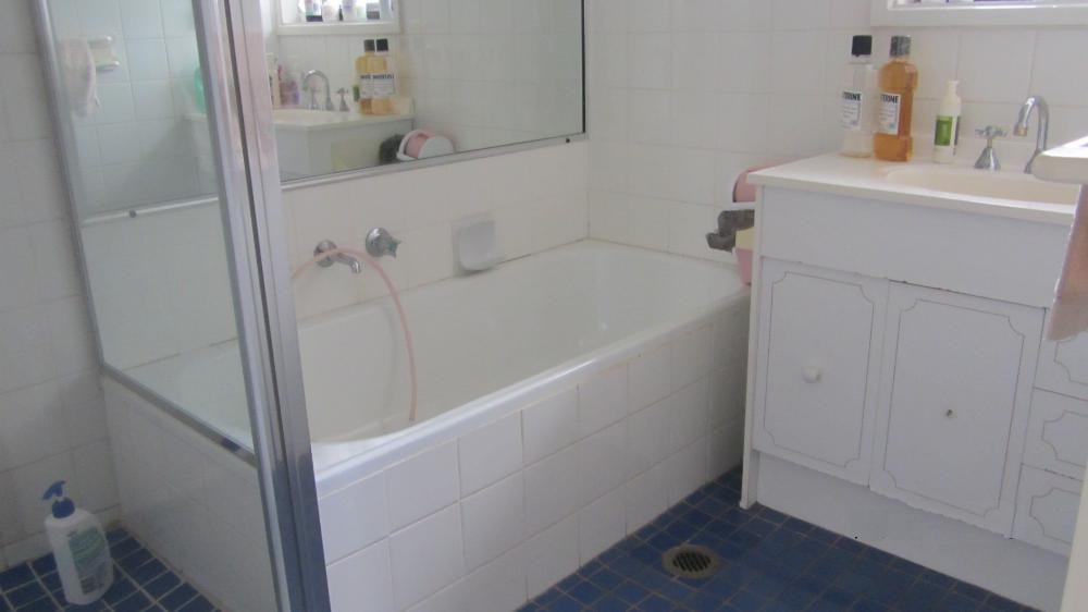 34 Goolagar Crescent, SPRINGDALE HEIGHTS, NSW 2641