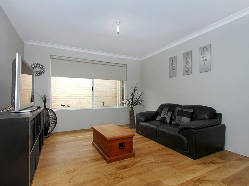 14 Maresfield Gardens, GIRRAWHEEN, WA 6064