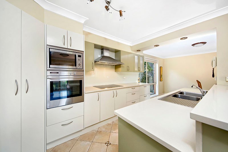 21 Silverleaf Row, MENAI, NSW 2234