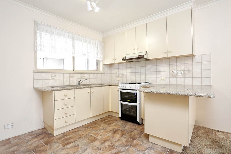 95 Casey Drive, LALOR, VIC 3075