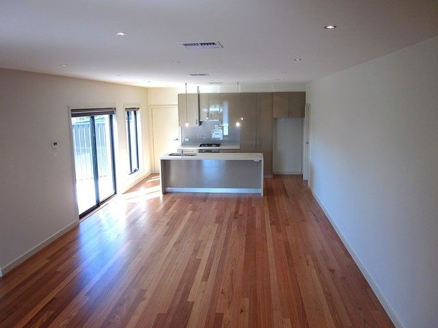 40A Darebin Boulevard, RESERVOIR, VIC 3073