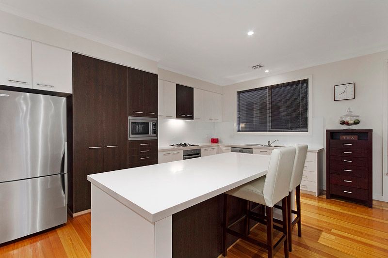 11 Tyrrell Terrace, WATERWAYS, VIC 3195