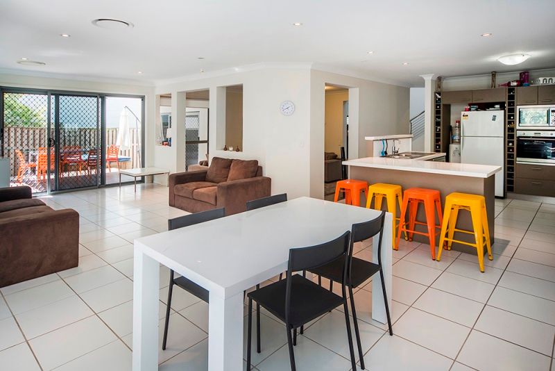 5 Twynam Mews, PACIFIC PINES, QLD 4211