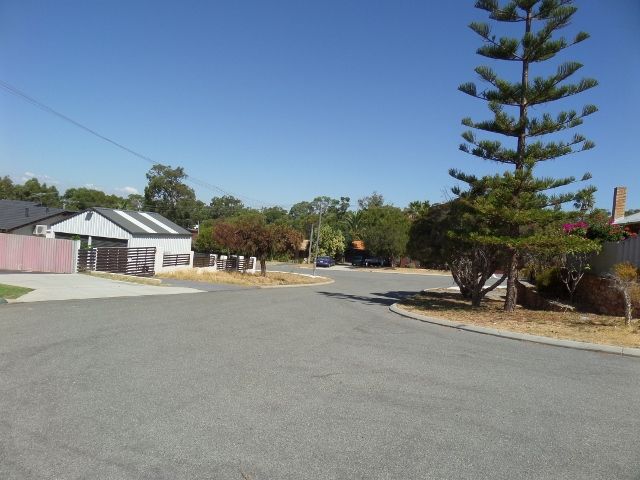 2A DAVIS Place, HAMERSLEY, WA 6022