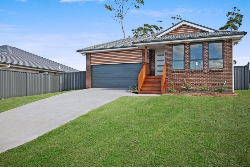12 Macrae Street, EAST MAITLAND, NSW 2323