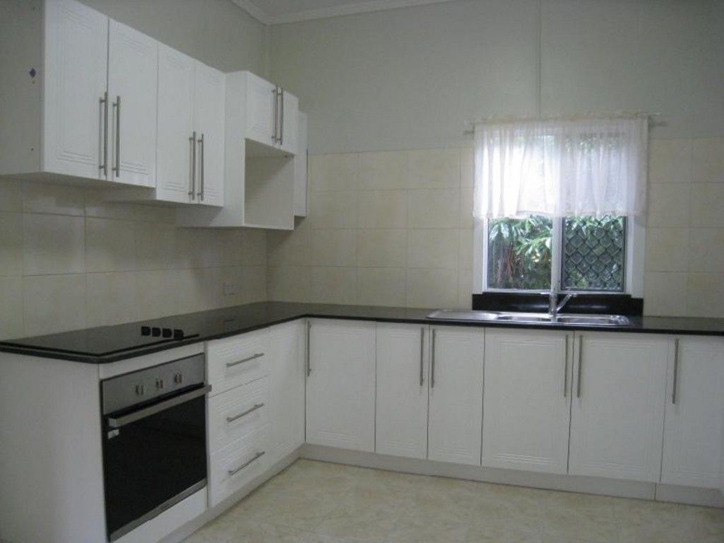 42 Abbotsleigh Street, HOLLAND PARK, QLD 4121