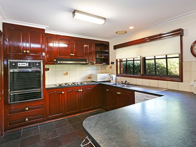 5 Pepperdine Way, HIGHTON, VIC 3216