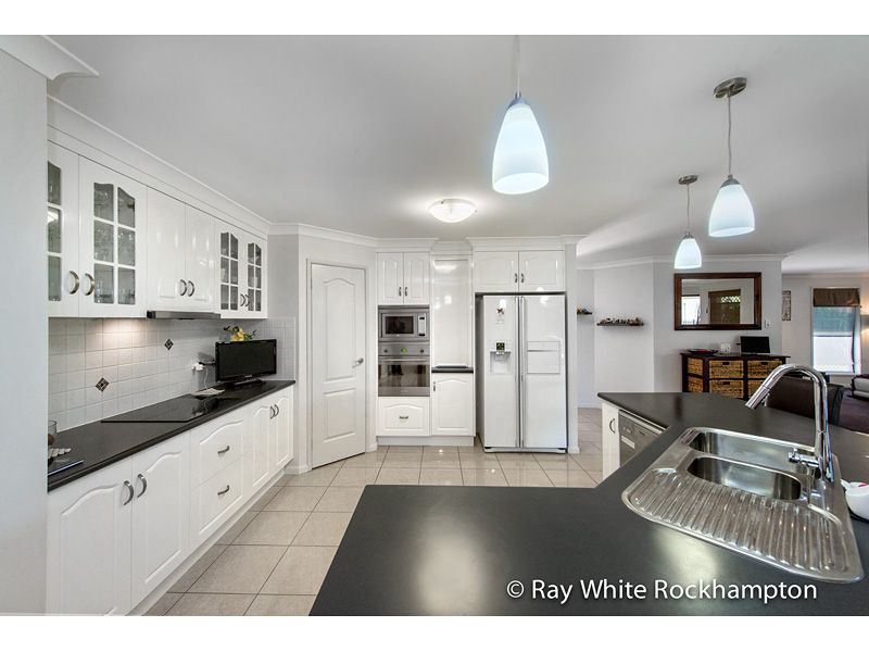 3 Maddison Avenue, ROCKYVIEW, QLD 4701