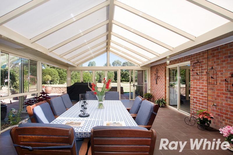24a Meeking Drive, PAKENHAM, VIC 3810