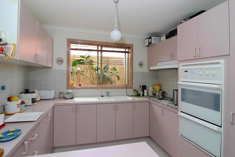 27 Applewood Drive, KNOXFIELD, VIC 3180