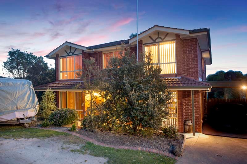 27 Monique Drive, LANGWARRIN, VIC 3910