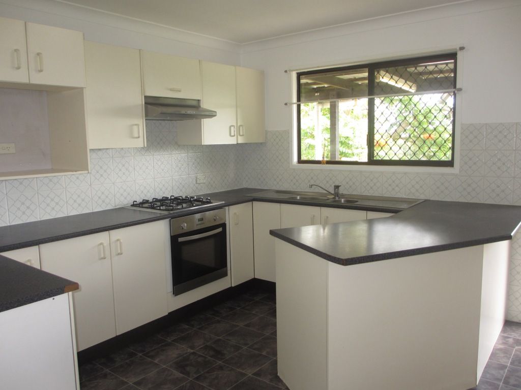 376 Mount Gravatt-Capalaba Road, WISHART, QLD 4122
