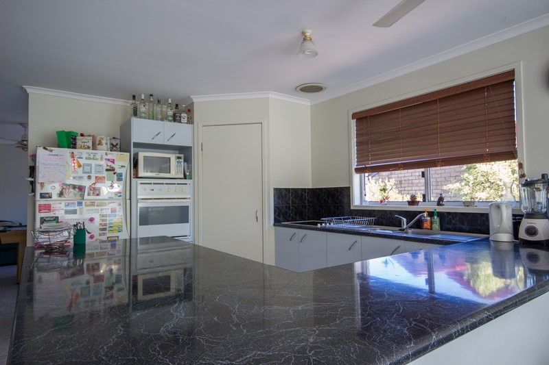 187 Mildura Drive, HELENSVALE, QLD 4212