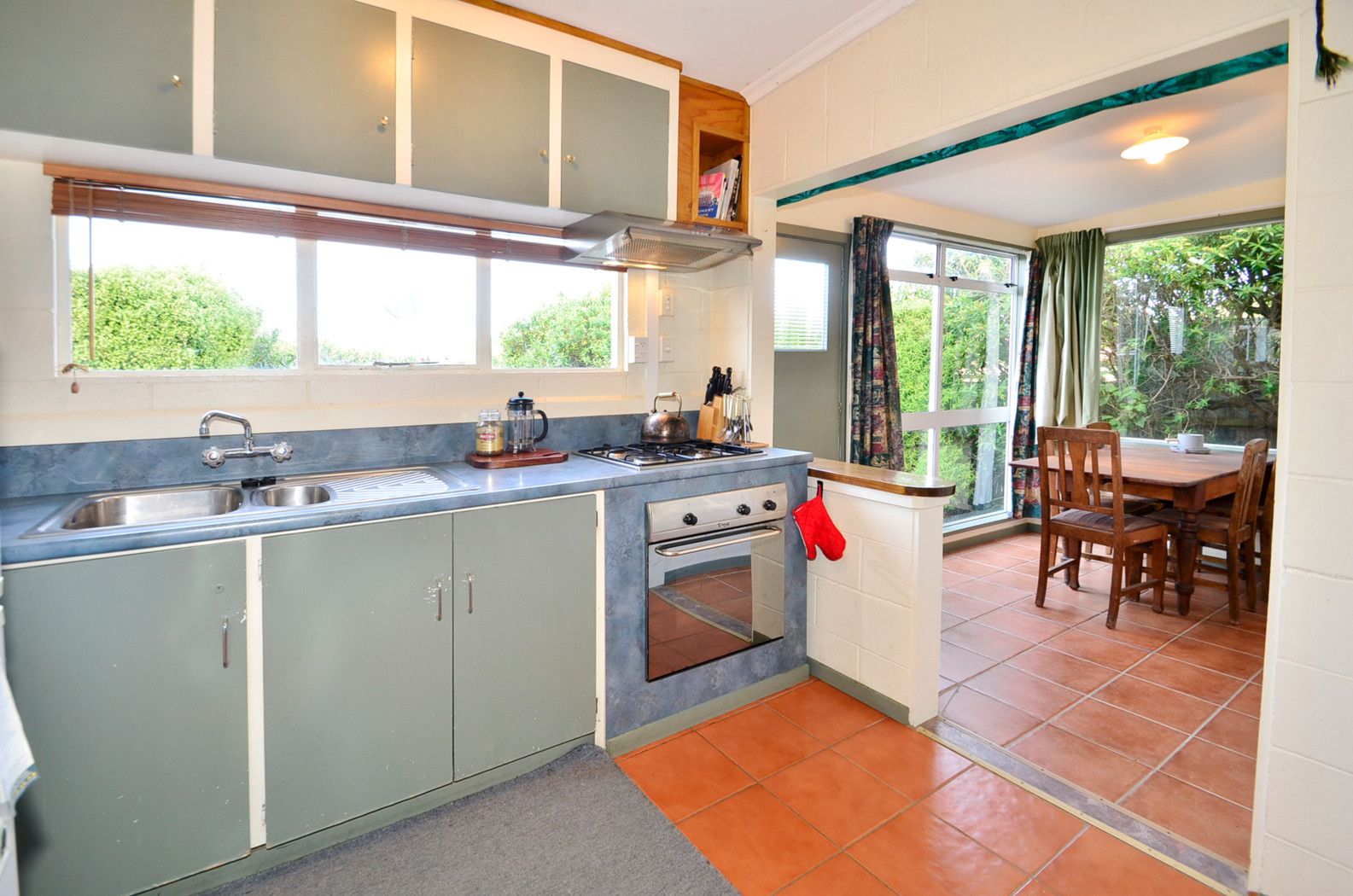 24 Paloona Street, ARAMOANA, Dunedin City