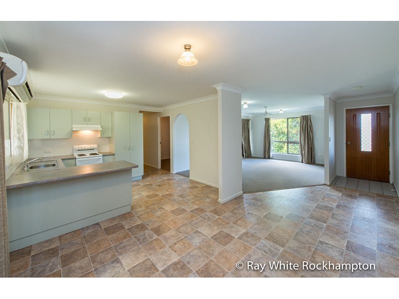 2 Brigalow Avenue, NORMAN GARDENS, QLD 4701
