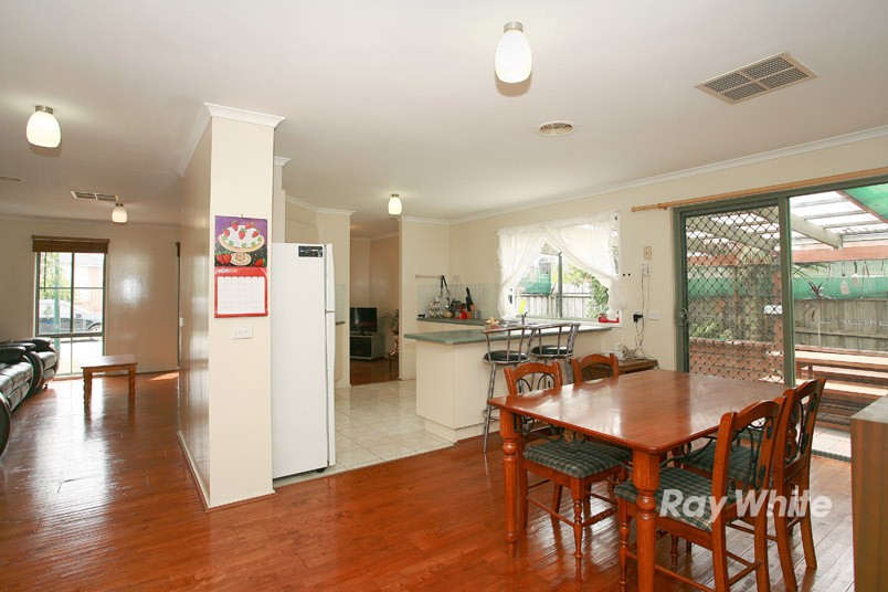 9 Alamanda Way, CRANBOURNE NORTH, VIC 3977