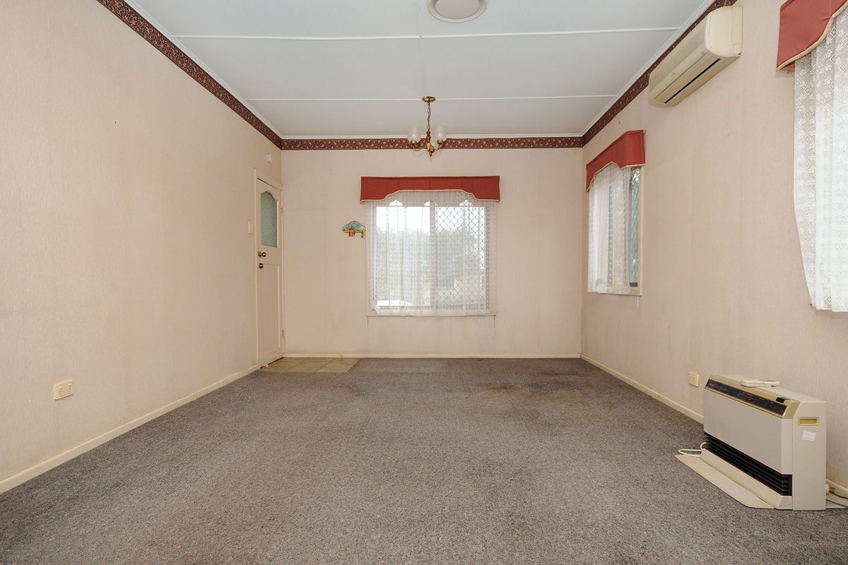 10 Goode Street, NEWTOWN, QLD 4350