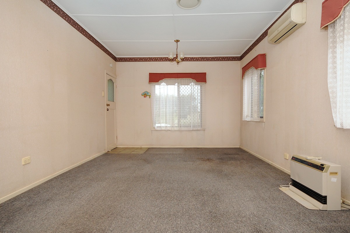 10 Goode Street, NEWTOWN, QLD 4350