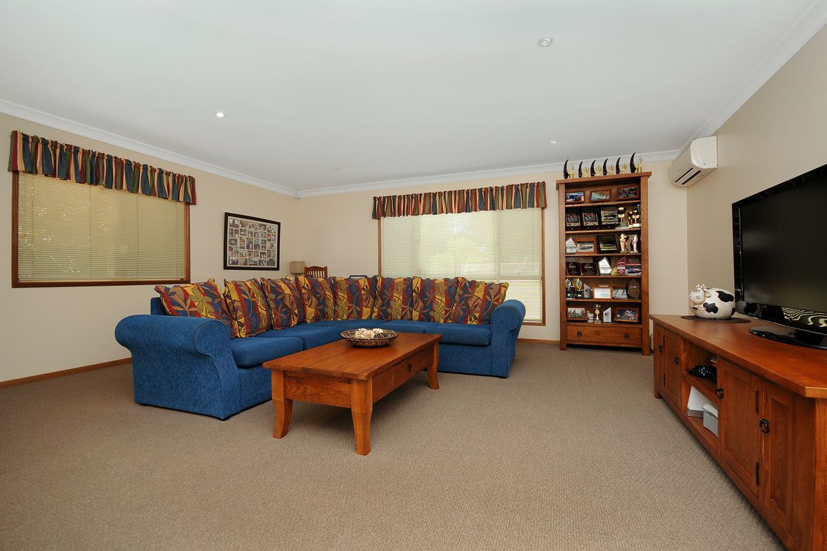 4 Wesley Court, Highfields, QLD 4352