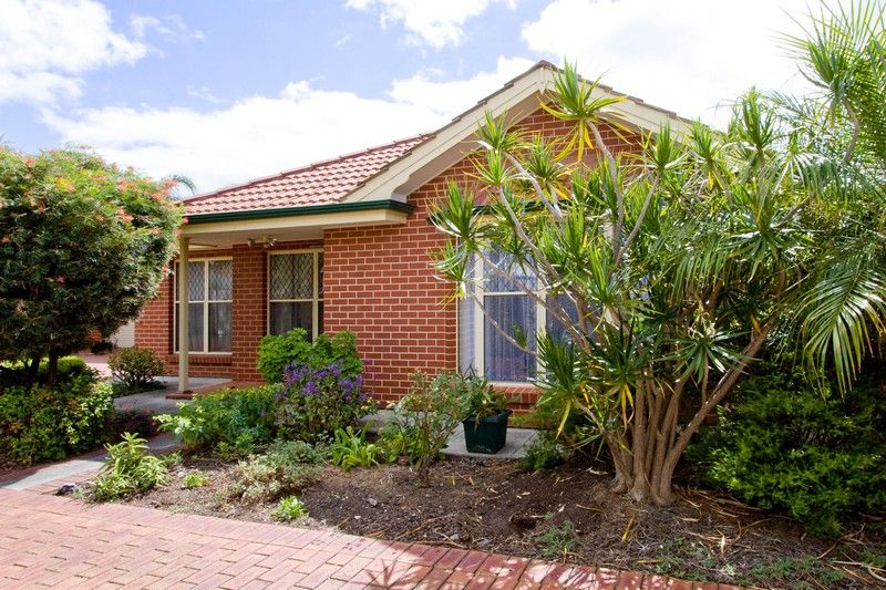 2/65 Swan Street, GRANGE, SA 5022