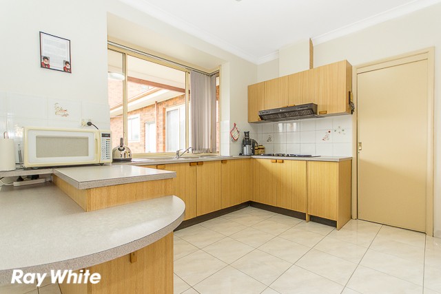46 Cherokee Avenue, GREENFIELD PARK, NSW 2176