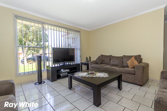 22 Woodlands Avenue, BOSSLEY PARK, NSW 2176