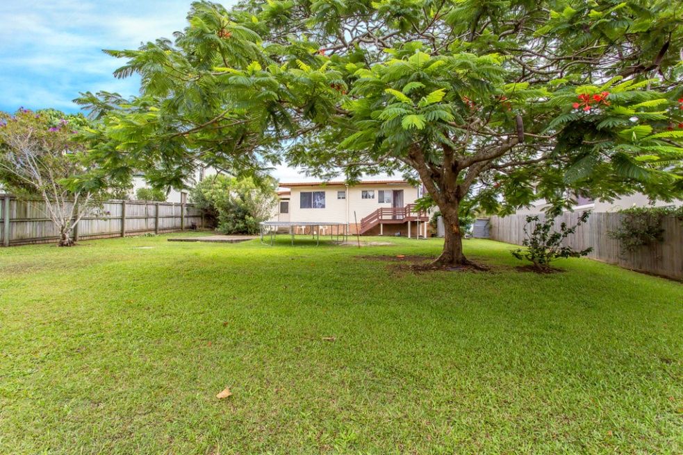 52 Blake Street, SOUTHPORT, QLD 4215