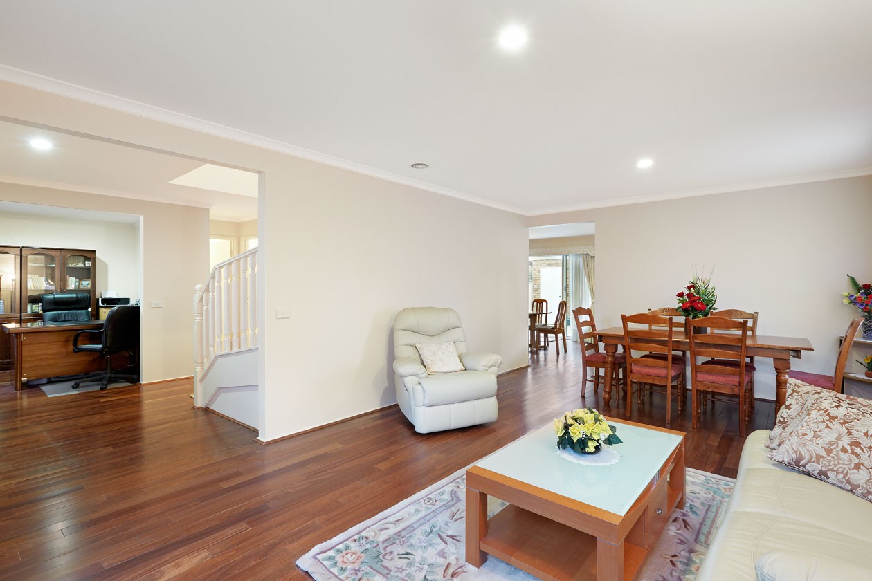 2 Crown Close, OAKLEIGH EAST, VIC 3166