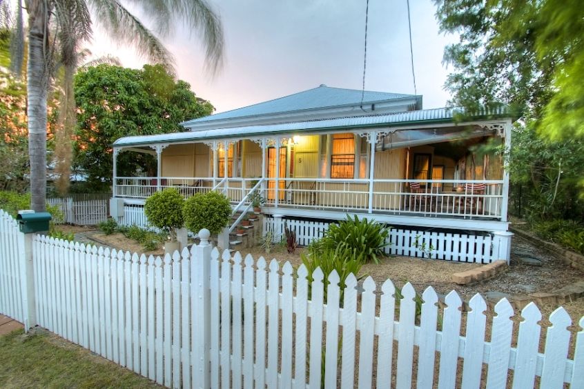 5 Cribb Street, SADLIERS CROSSING, QLD 4305
