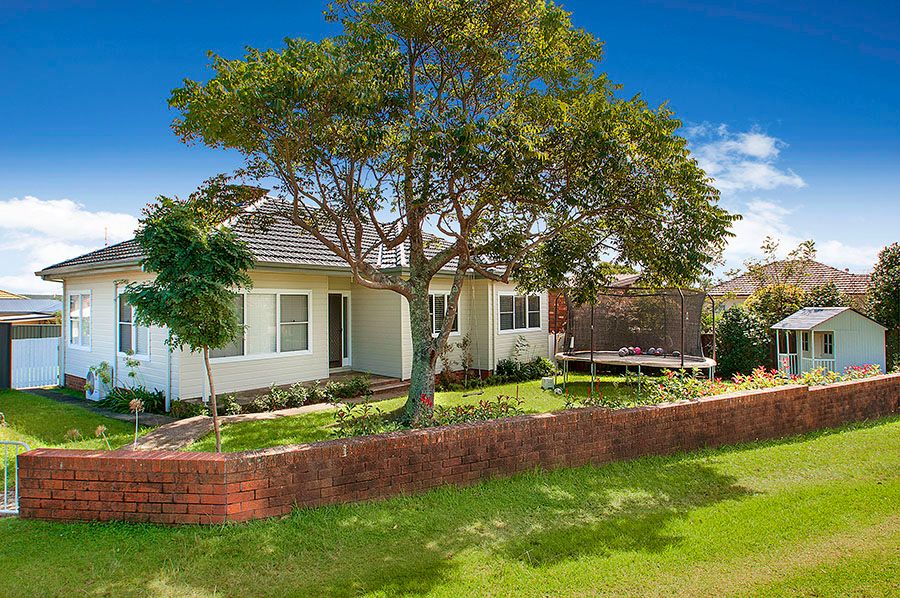 154 Parkes Street, HELENSBURGH NSW 2508