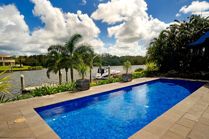 1672 Riverdale Drive, HOPE ISLAND, QLD 4212