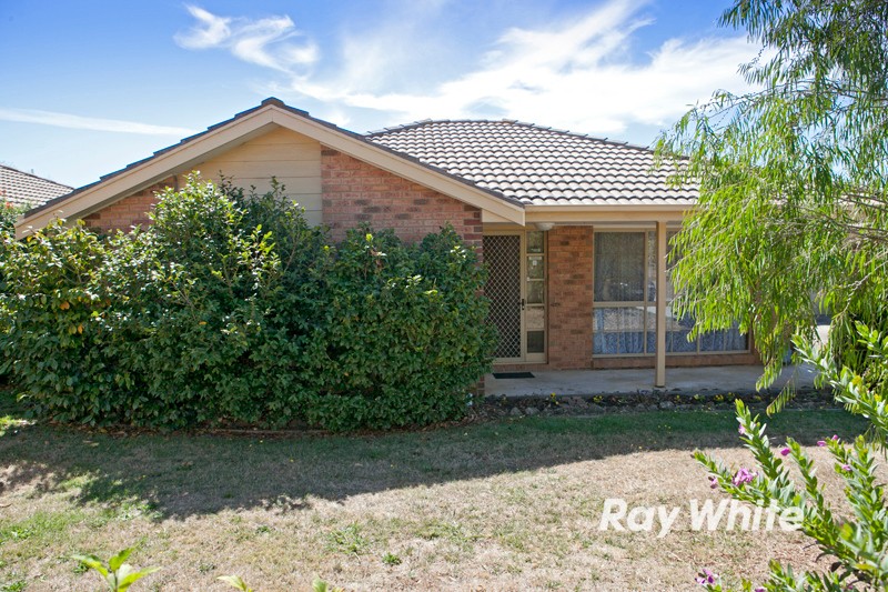 18/10 Lemnian Court, LANGWARRIN, VIC 3910