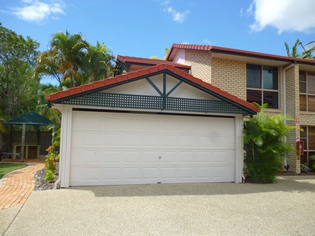1/4 Arwen Street, MAROOCHYDORE, QLD 4558